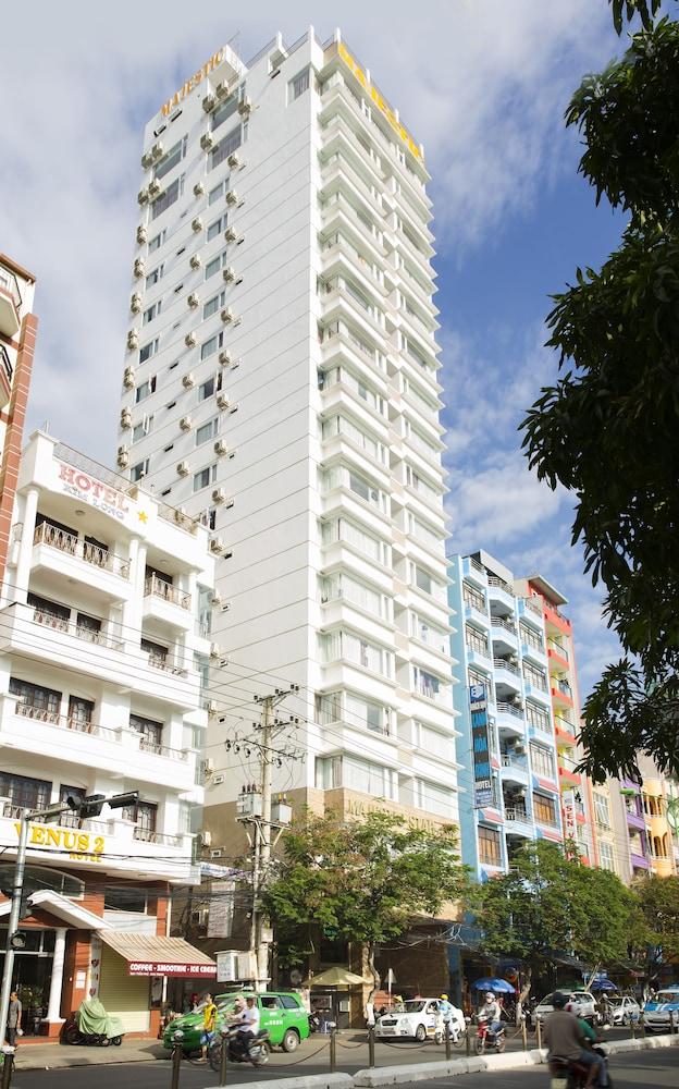 Majestic Nha Trang Hotel