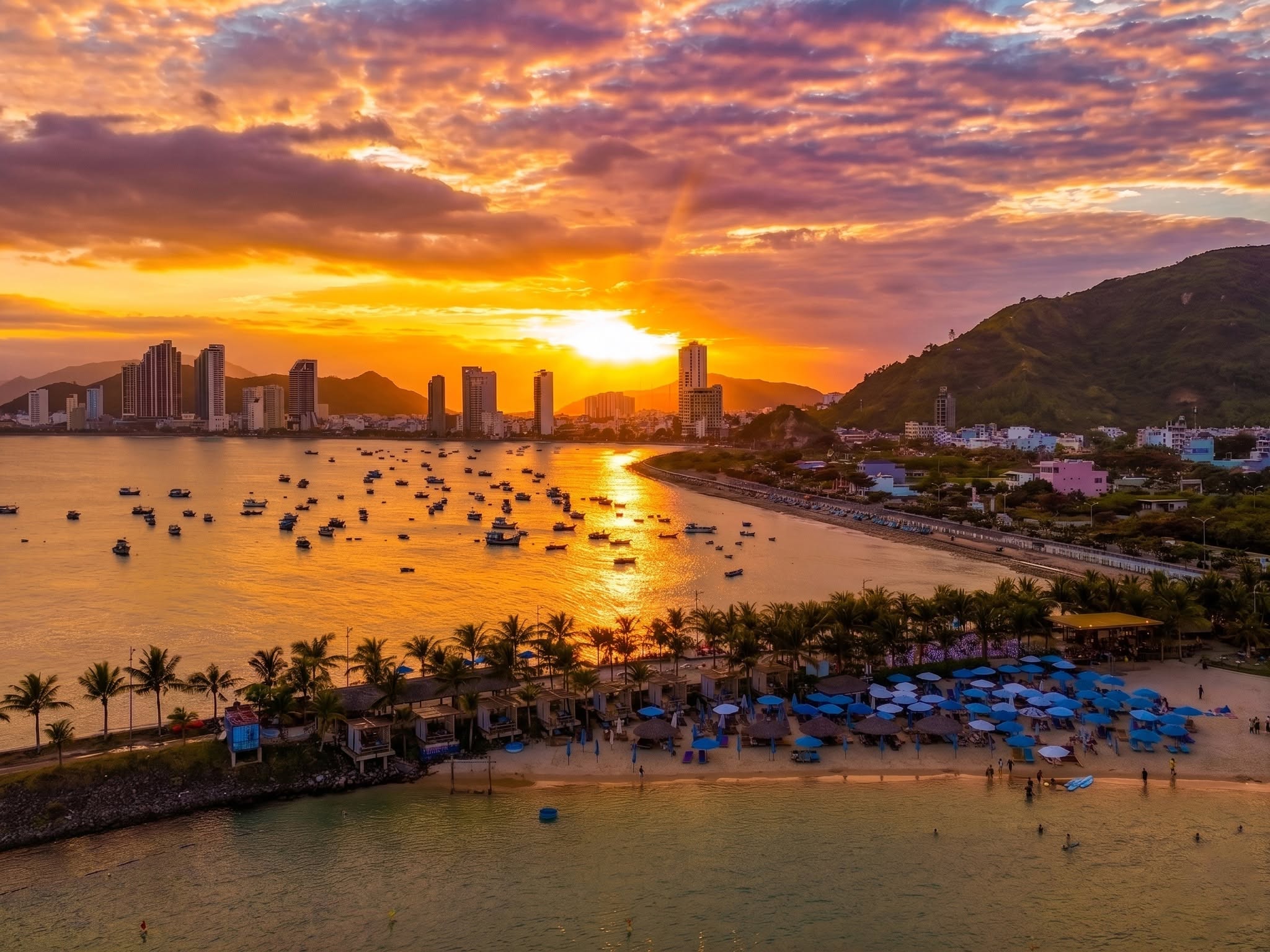 Marina Beach Club – Trải nghiệm bãi biển đêm mới lạ tại Nha Trang