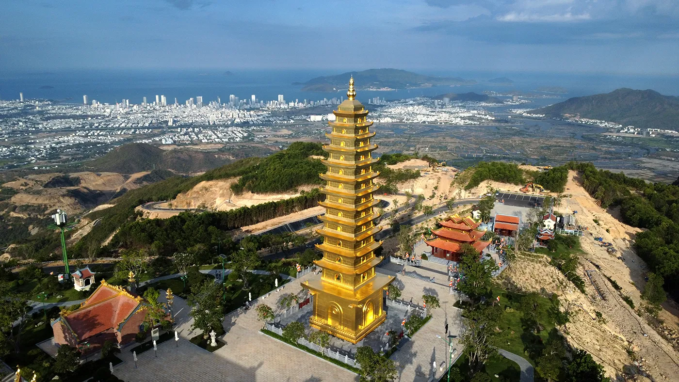 Gợi ý hai điểm đến tâm linh tại Khánh Hòa cho hành trình du xuân đầu năm 2026