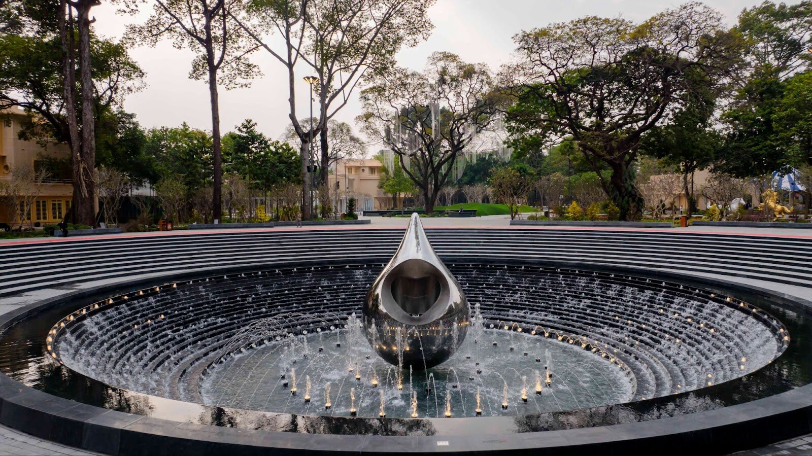 Công viên số 1 Lý Thái Tổ: Biểu tượng của sự hồi sinh và lòng tri ân giữa lòng Thành phố