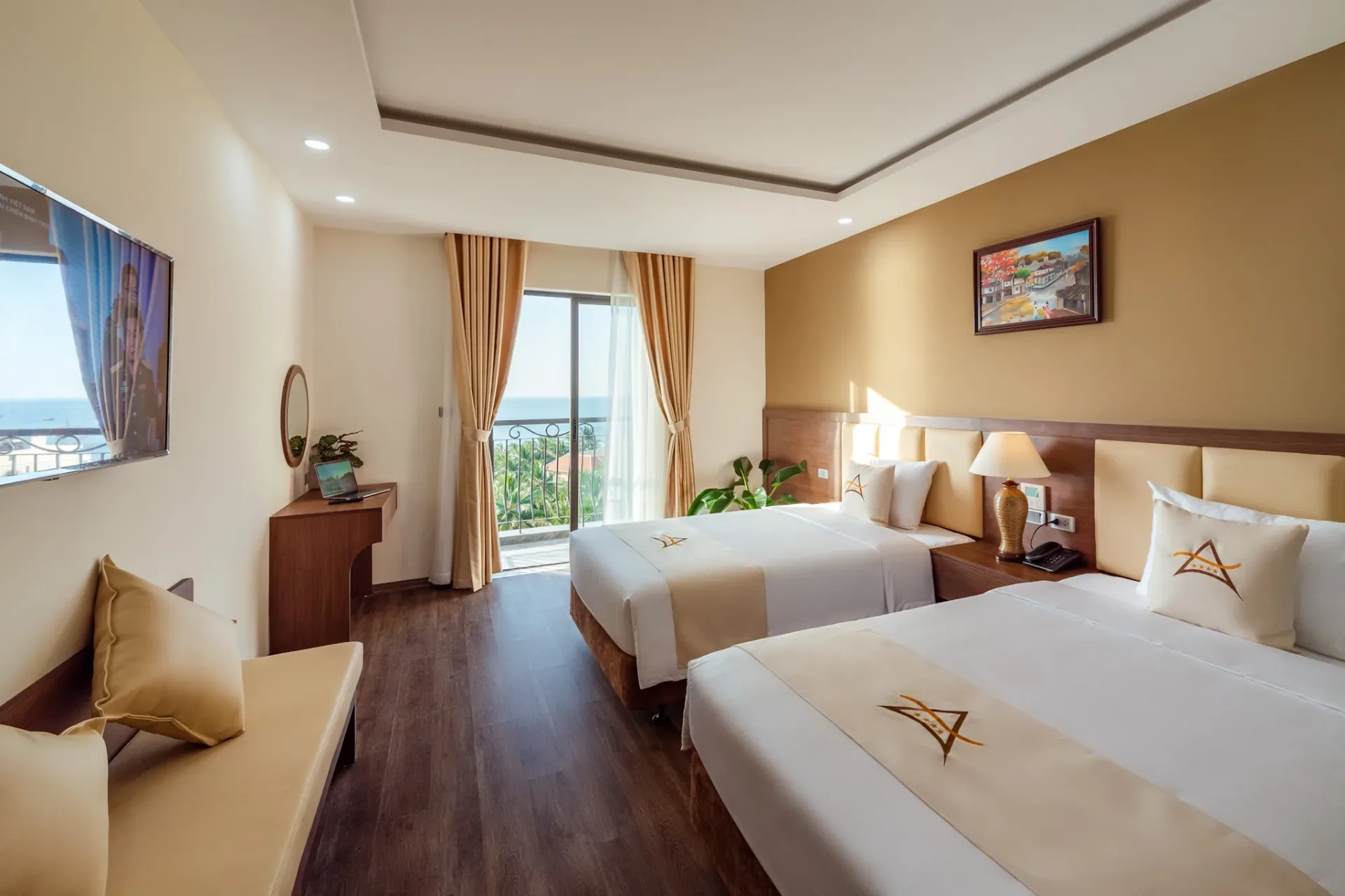 Aura Delight City & Sea View