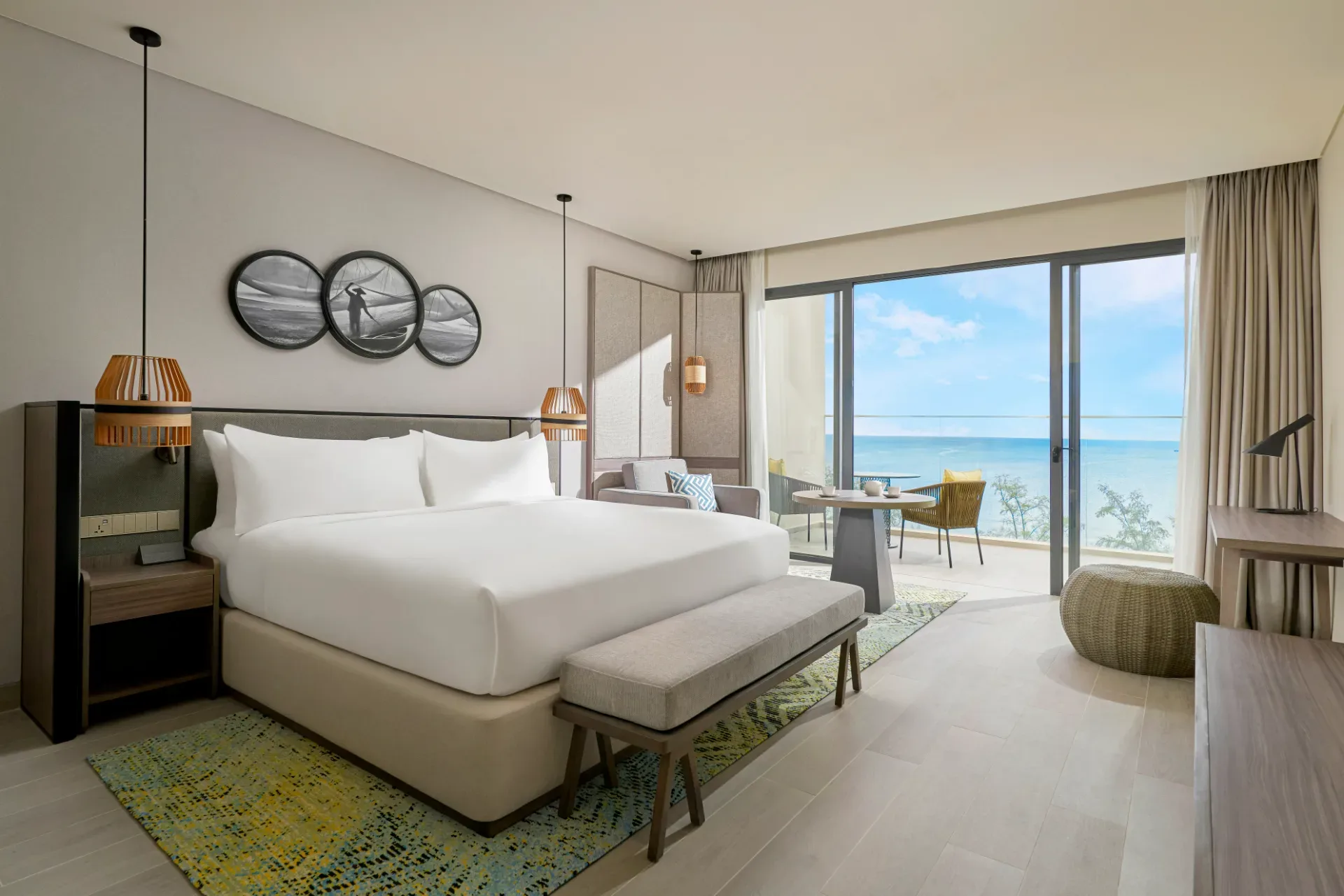 One-bedroom Suite Grand Oceanfront View