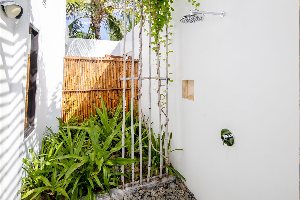 Beachfront Pool Villa