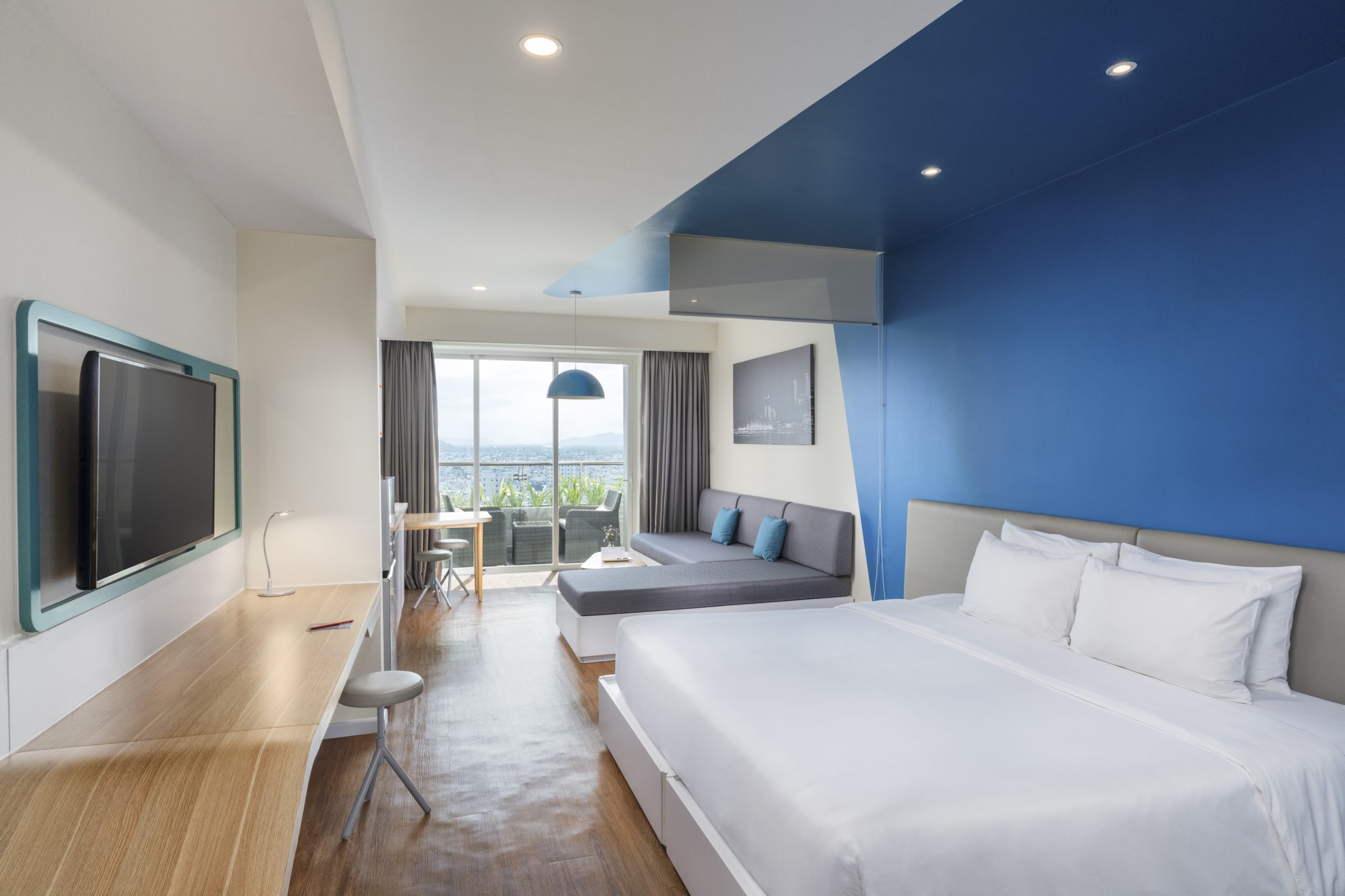 Grand Deluxe Club Room Mountain View